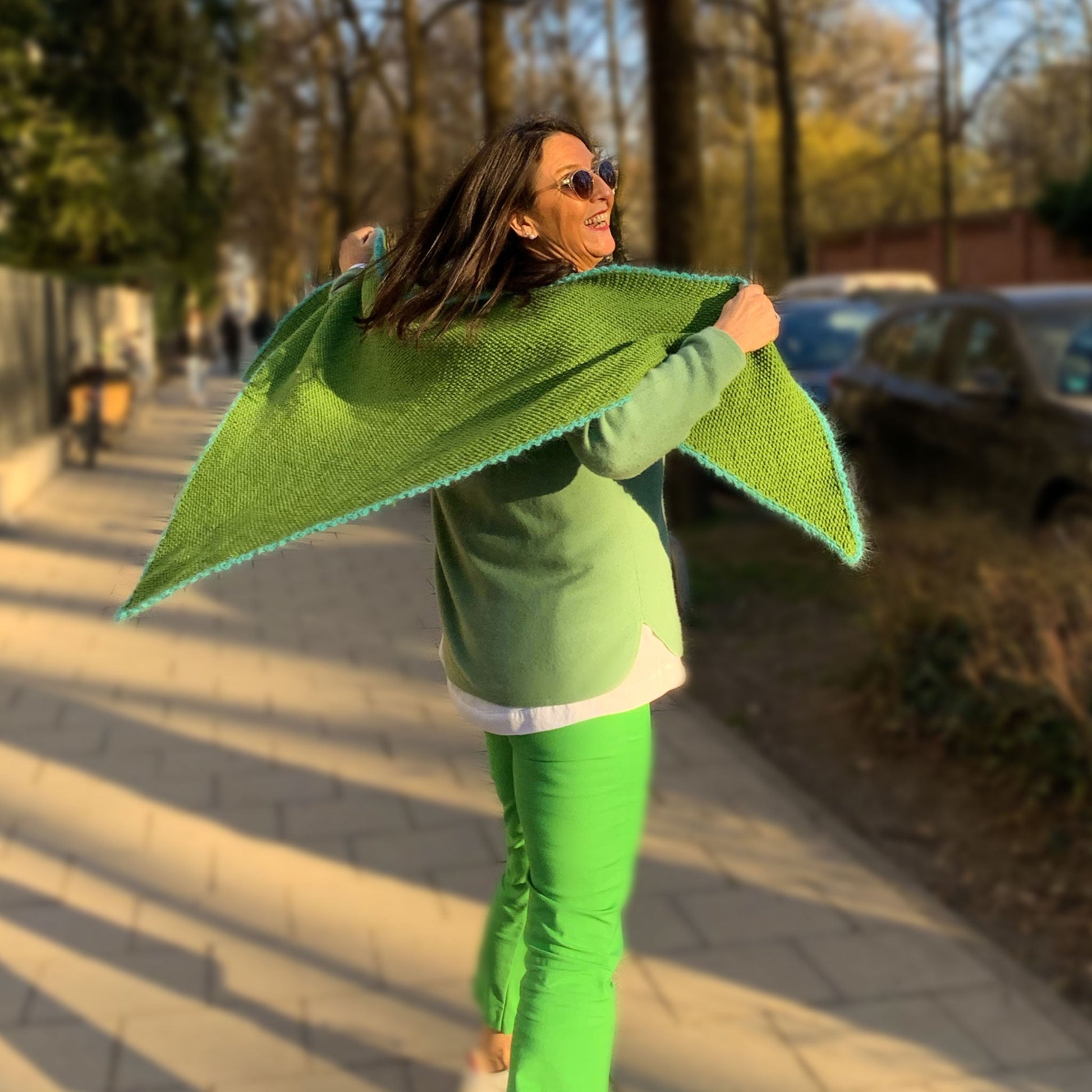 Dreiecks-Stricktuch aus weicher Merino-Schurwolle