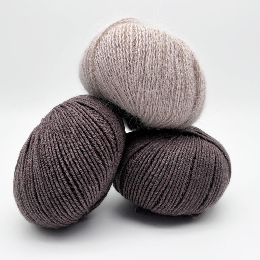 Dreiecks-Stricktuch aus weicher Merino-Schurwolle